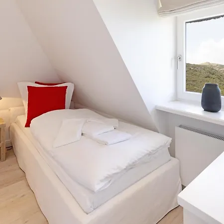 Schoene Aussicht * List