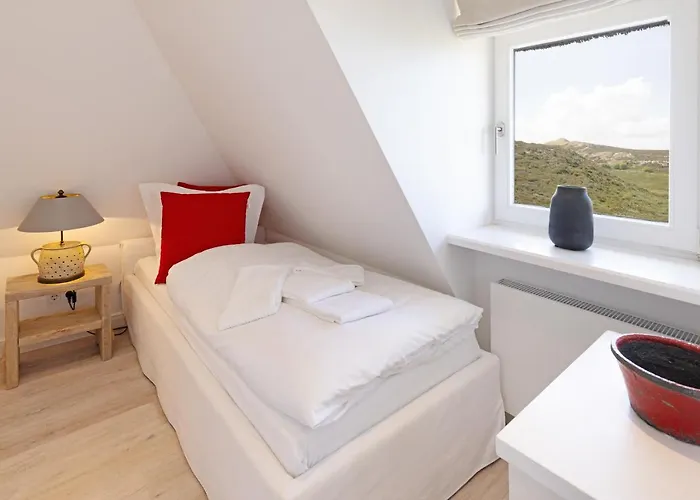 Schoene Aussicht * List